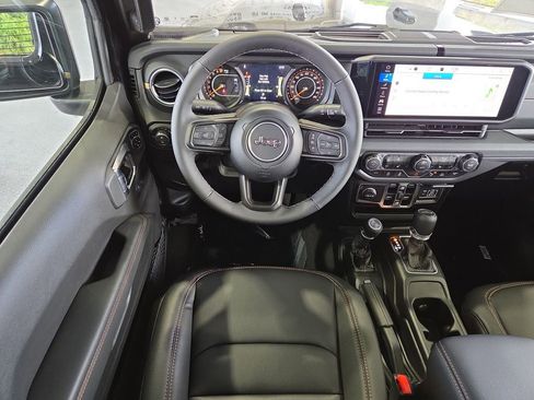 New 2025 Jeep Gladiator High Tide image 16