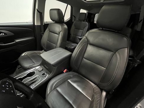 Used 2019 Chevrolet Traverse RS w/ LPO, Floor Liner Package image 11