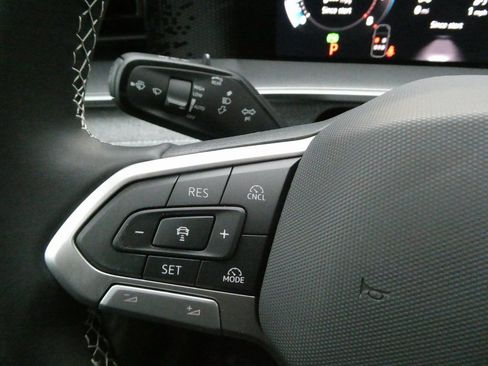 New 2026 Volkswagen Tiguan S image 11