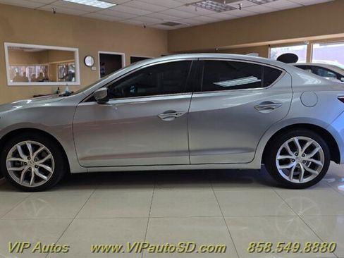 Used 2021 Acura ILX FWD image 3