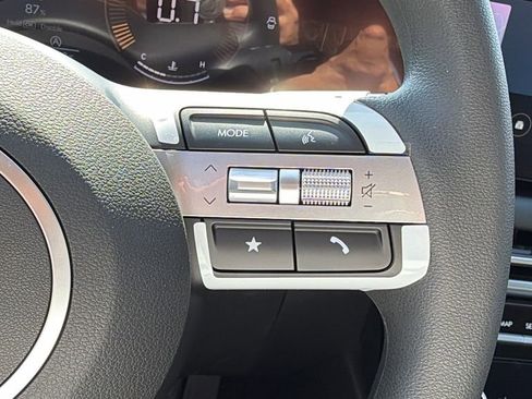 New 2026 Hyundai Tucson SEL FWD image 32