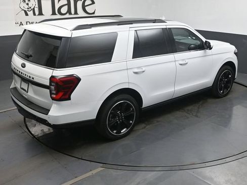 Used 2024 Ford Expedition Limited AWD/4WD image 42