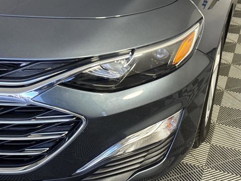 Used 2020 Chevrolet Malibu LS w/ LPO, Convenience Package 1 image 9