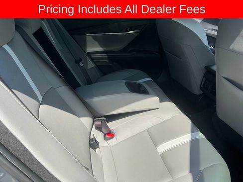 Used 2025 Toyota Camry SE w/ Convenience Package AWD/4WD image 20