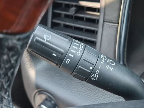 Used 2017 Lincoln Navigator Select AWD/4WD image 26
