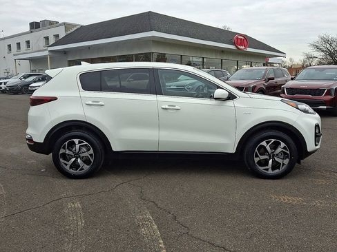 Used 2020 Kia Sportage LX image 8