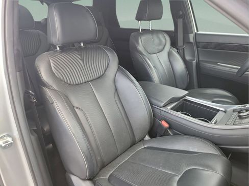 Used 2024 Hyundai Palisade Calligraphy image 19