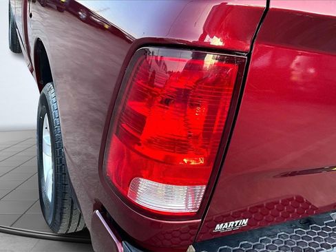 Used 2019 RAM 1500 Express image 31