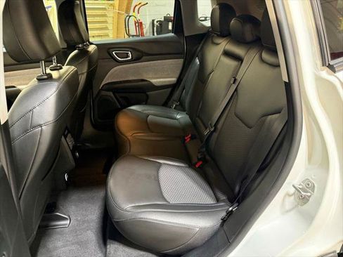 Certified 2022 Jeep Compass Latitude AWD/4WD image 21