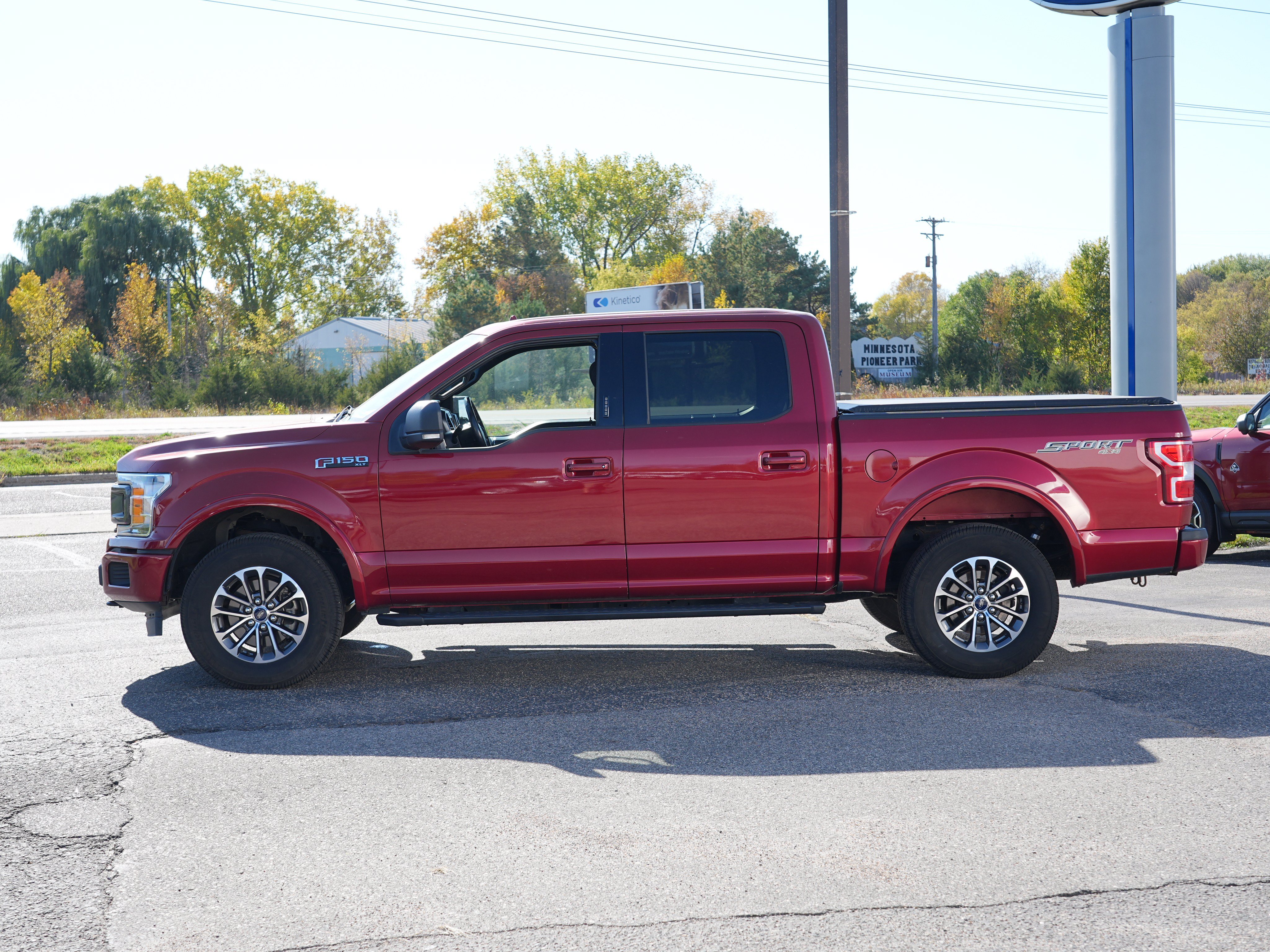 Used 2018 Ford F150 XLT w/ Equipment Group 302A Luxury AWD/4WD image 7