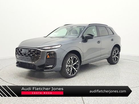 New 2026 Audi Q3 quattro 2.0T AWD/4WD image 1