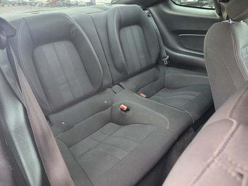 Used 2018 Ford Mustang Coupe image 15