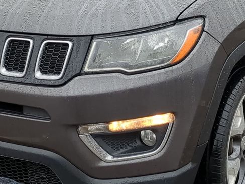 Certified 2021 Jeep Compass Limited image 18