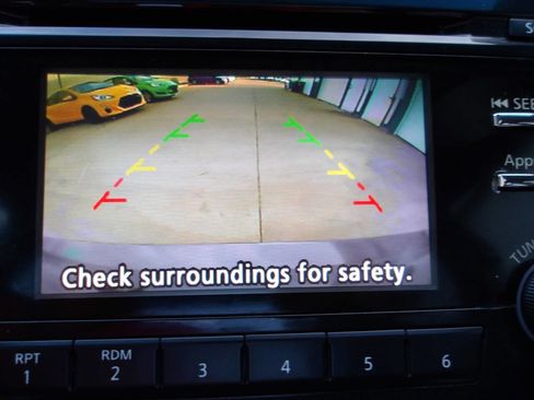 Used 2014 Nissan Altima 2.5 SL w/ Moonroof Package FWD image 39