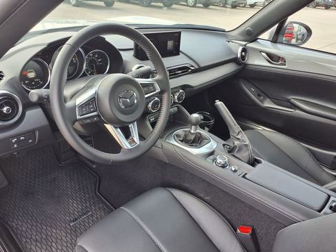 Used 2025 MAZDA MX-5 Miata RF Grand Touring RWD image 4