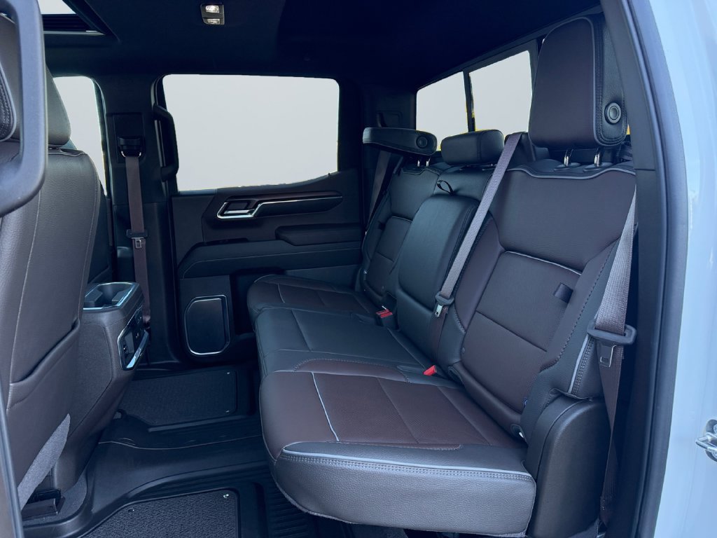 Used 2024 GMC Sierra 1500 Denali w/ Denali Reserve Package AWD/4WD image 13