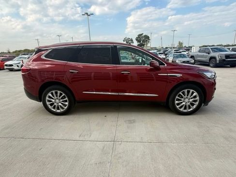Used 2021 Buick Enclave Premium w/ Surround and Sites Package FWD image 2