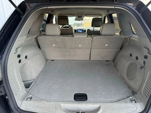 Used 2011 Jeep Grand Cherokee Laredo image 14