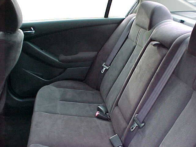 Used 2009 Nissan Altima 2.5 S FWD image 9