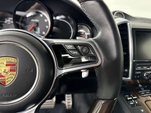 Certified 2015 Porsche Cayenne Turbo AWD/4WD image 39