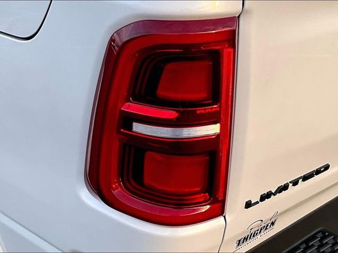 New 2025 RAM 1500 Limited AWD/4WD image 23