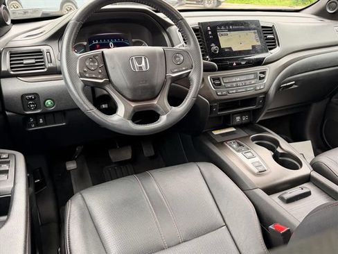 Used 2022 Honda Pilot TrailSport image 13