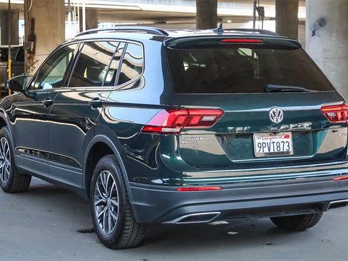 Used 2019 Volkswagen Tiguan SE w/ Panoramic Sunroof Package image 8