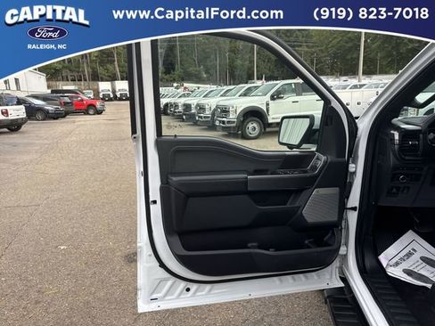 Used 2022 Ford F150 Lariat w/ Equipment Group 502A High image 19