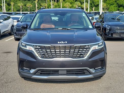 Used 2022 Kia Carnival SX FWD image 2
