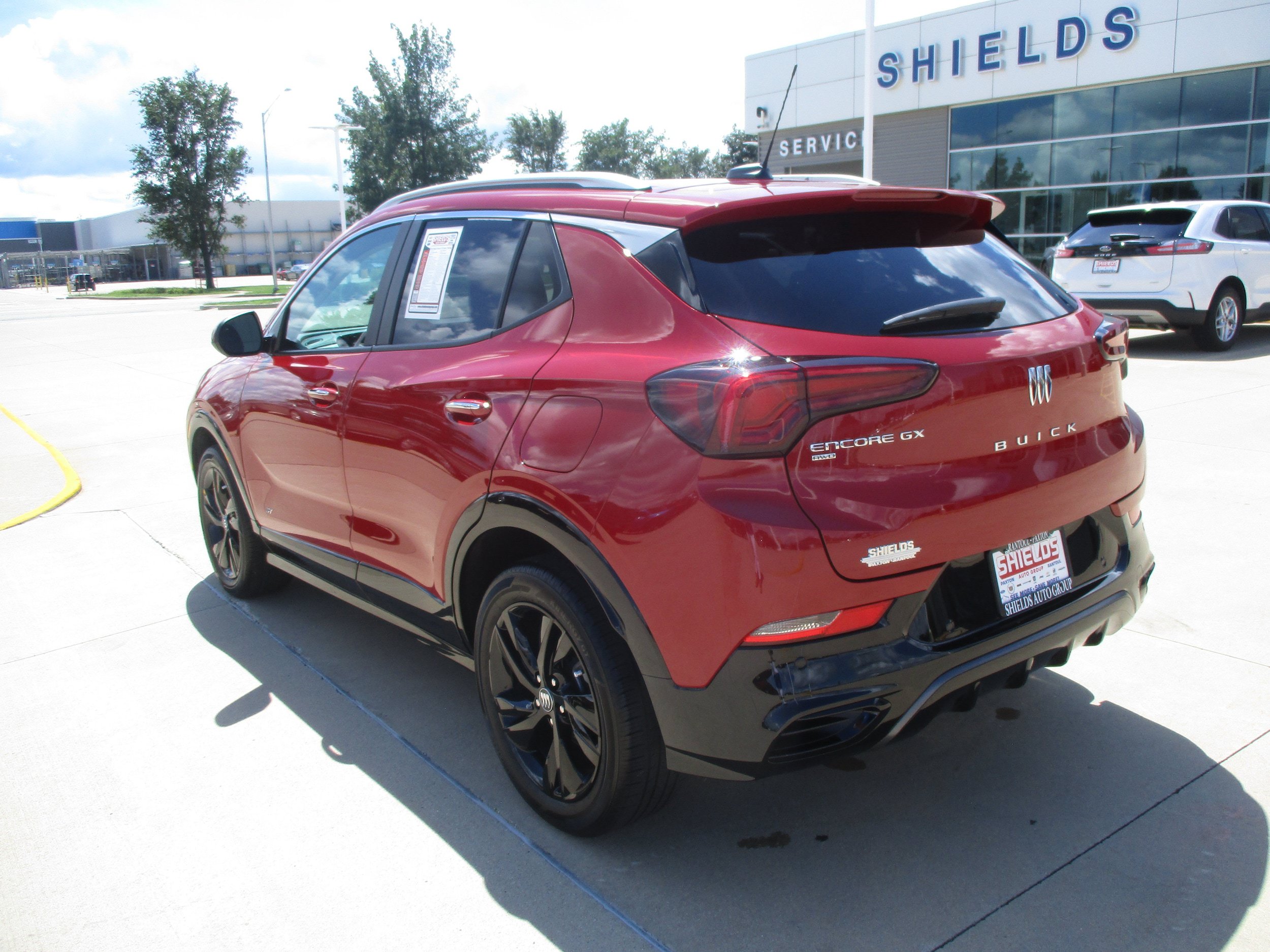 Used 2026 Buick Encore GX Sport Touring w/ Advanced Technology Package AWD/4WD image 4