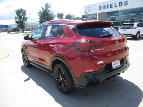 Used 2026 Buick Encore GX Sport Touring w/ Advanced Technology Package AWD/4WD image 4