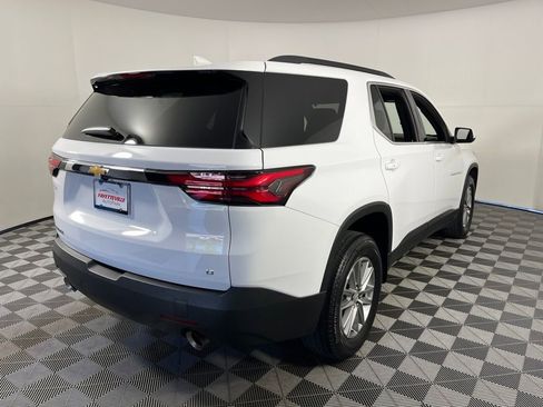 Certified 2023 Chevrolet Traverse LT FWD image 16
