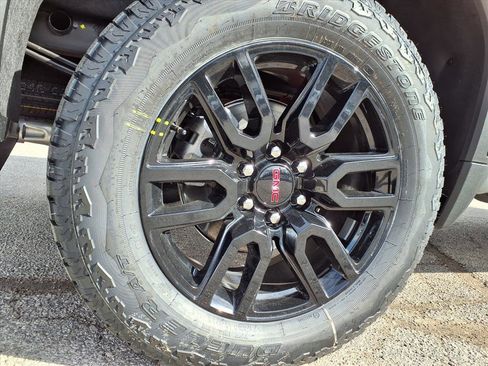 New 2026 GMC Sierra 1500 Elevation image 26