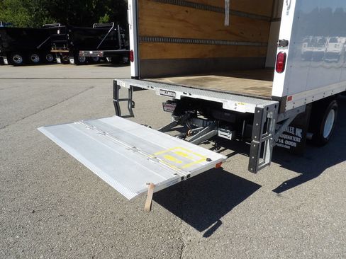 Used 2024 Ford E-350 and Econoline 350 Super Duty w/ Power Windows & Locks Group RWD image 39