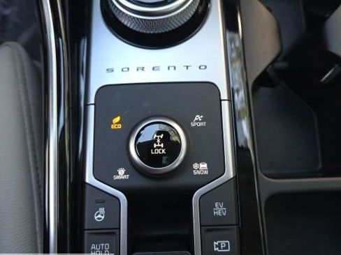 Used 2023 Kia Sorento SX Prestige AWD/4WD image 31