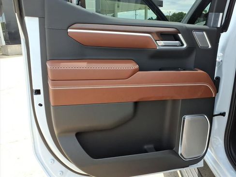New 2026 GMC Sierra 1500 Denali Ultimate AWD/4WD image 18
