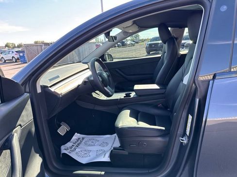 Used 2022 Tesla Model Y Performance AWD/4WD image 30