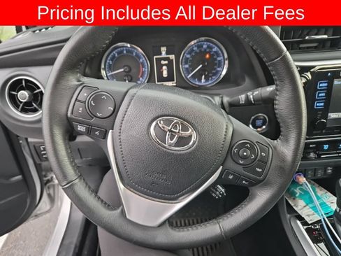 Used 2018 Toyota Corolla XLE FWD image 6
