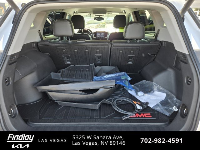 Used 2022 GMC Terrain SLT AWD/4WD image 17