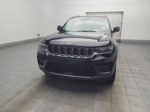 Used 2023 Jeep Grand Cherokee Laredo RWD image 15