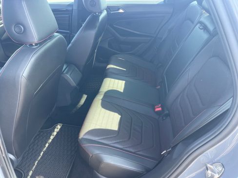Used 2022 Volkswagen Jetta GLI Autobahn FWD image 12