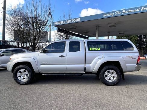 Used 2007 Toyota Tacoma PreRunner RWD image 16