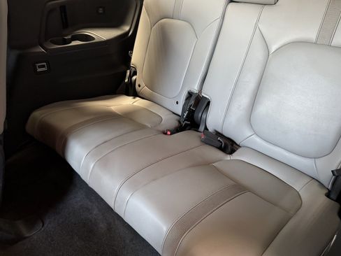 Used 2023 Honda Pilot EX-L image 33