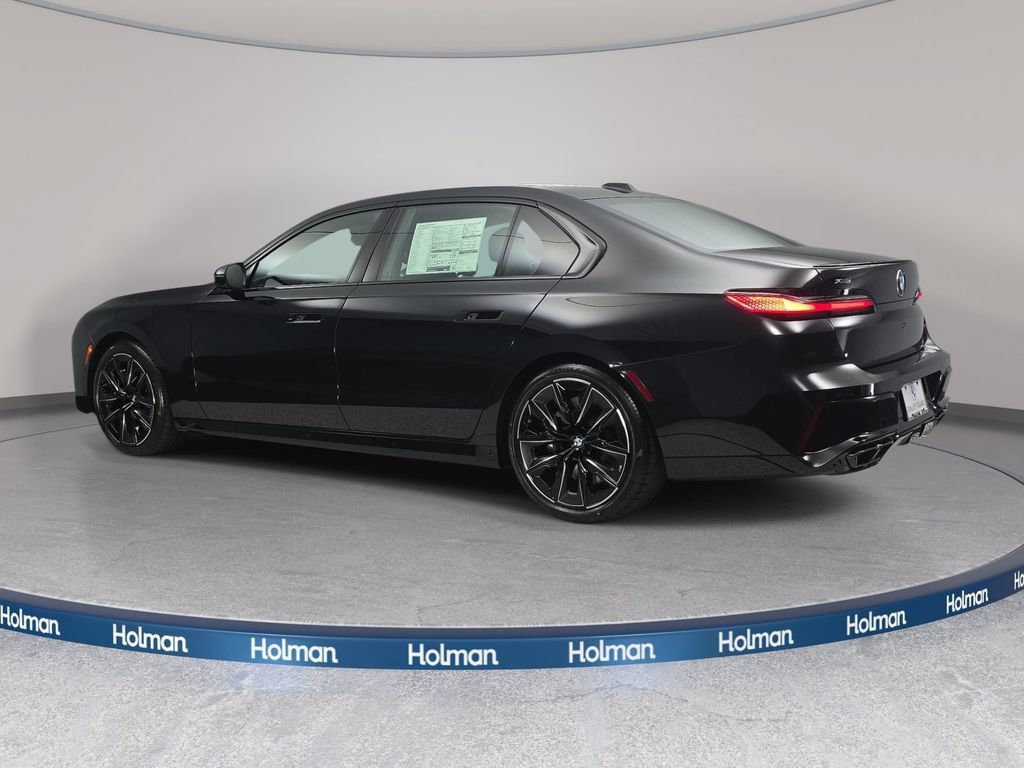 New 2026 BMW 760i xDrive w/ Executive Package AWD/4WD image 7