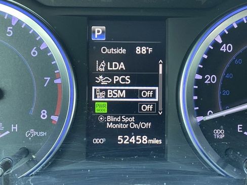 Used 2019 Toyota Highlander Limited Platinum image 17