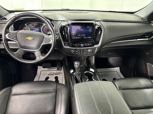 Used 2022 Chevrolet Traverse LT AWD/4WD image 24