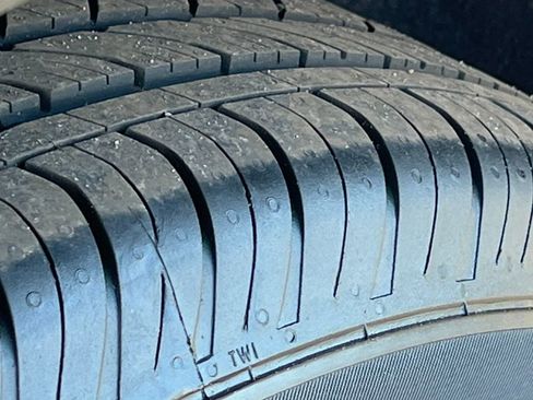 Used 2023 Ford Escape Active image 7