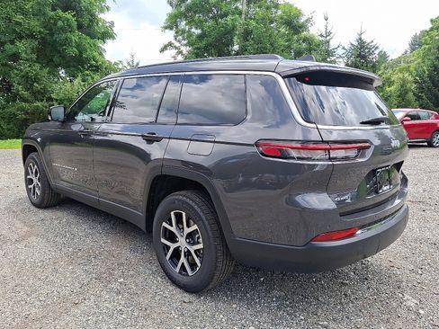 New 2025 Jeep Grand Cherokee L Limited image 3