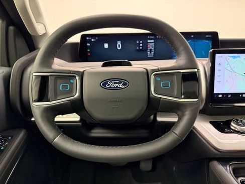 New 2025 Ford Expedition Max Active image 24