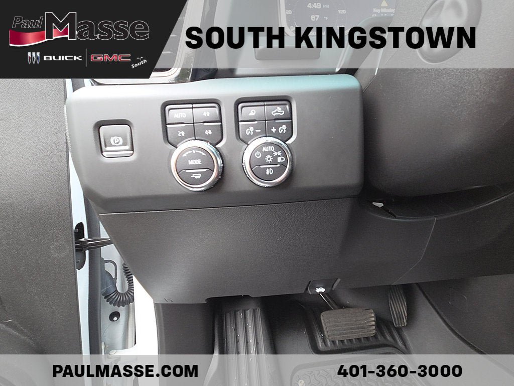 Used 2024 GMC Sierra 1500 AT4 w/ Technology Package AWD/4WD image 11